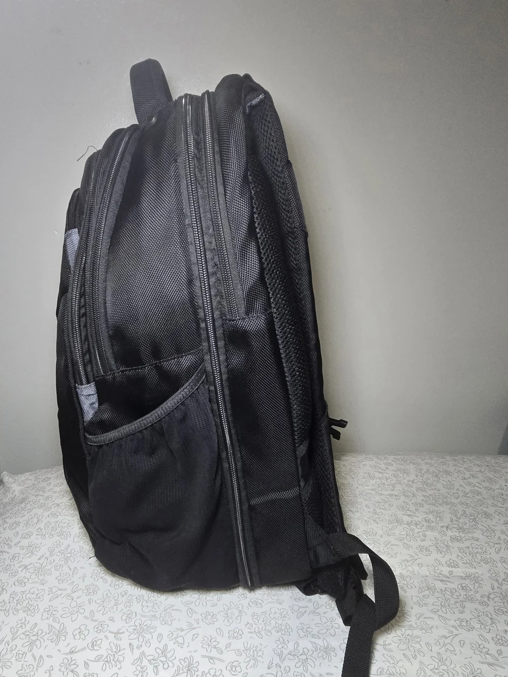 Targus Black Expandable Business Backpack